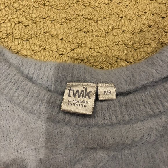 Twik by Simons Fuzzy Sweater - Picture 2 of 3